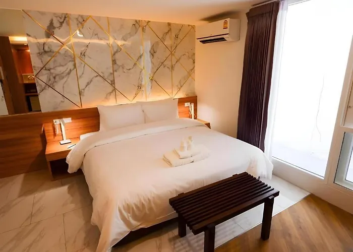 Pinnacle Dream Hotel 3*